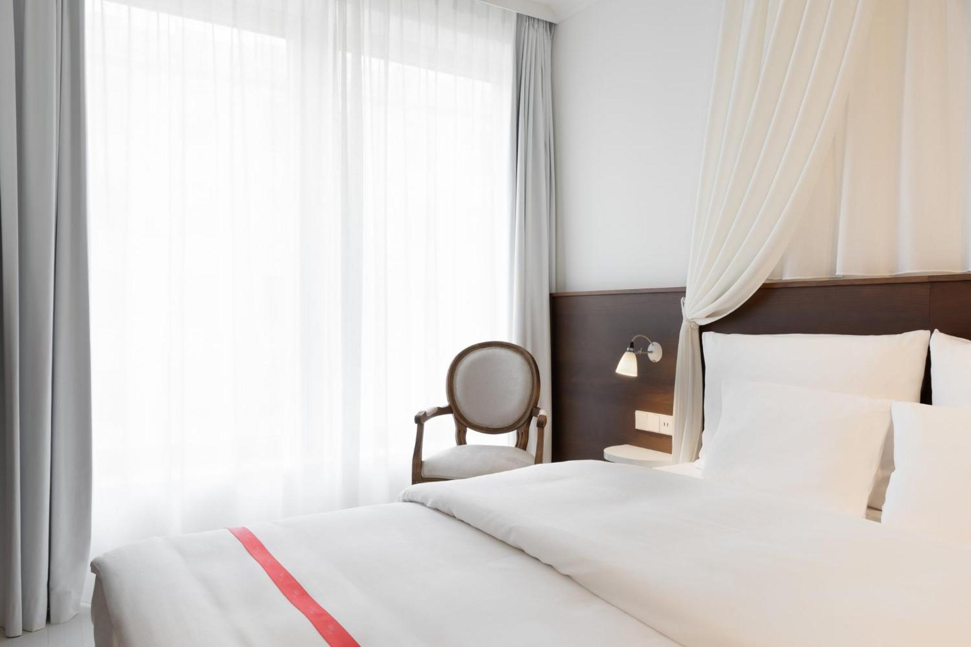 Ruby Rosi Hotel Мюнхен Екстериор снимка