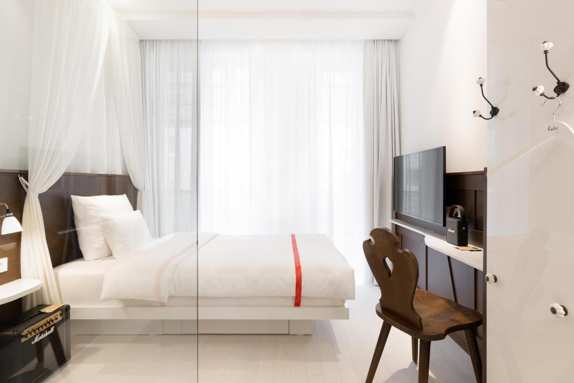 Ruby Rosi Hotel Мюнхен Екстериор снимка