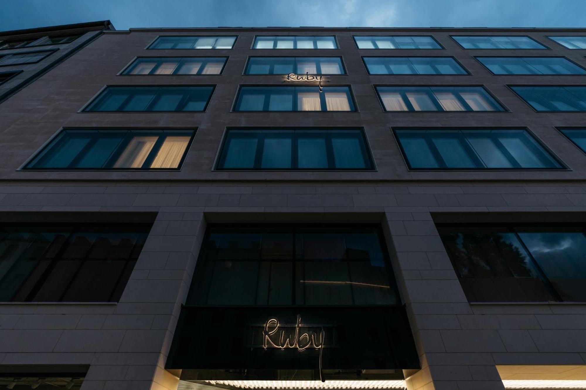 Ruby Rosi Hotel Мюнхен Екстериор снимка
